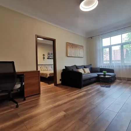Modern With Fully Equipped Kitchen, Close To Lucavsala Park, Free Parking On Street, Near Centre Apartment